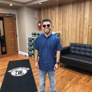 Meet your Posher, Omar